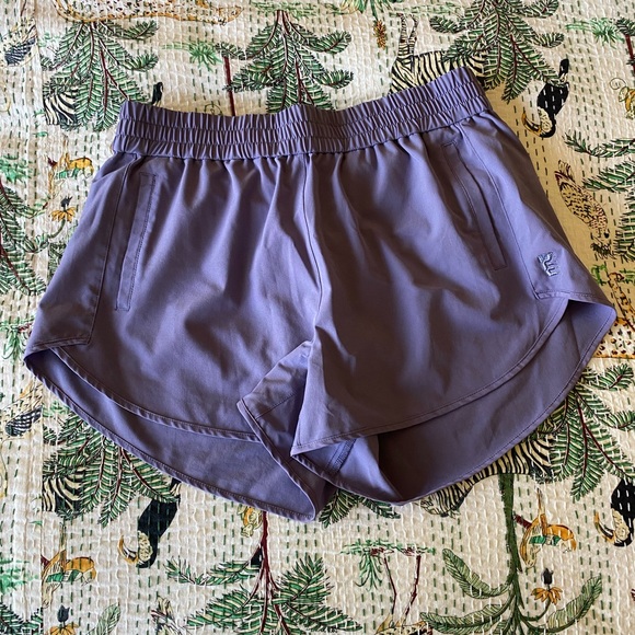 P.E Nation, Like NEW, set of 4 shorts. The Full Time Short. - Picture 14 of 15